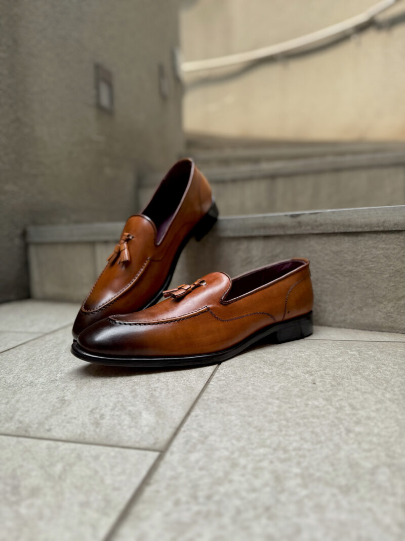 'LEZIE' Patina Loafer - Image 5