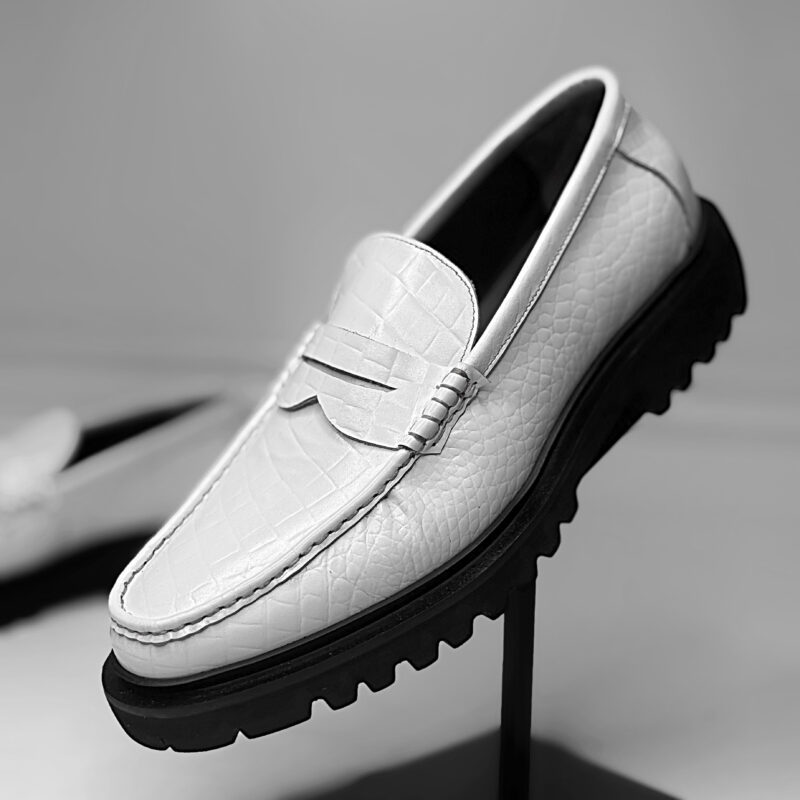 'QAYS' Croc Loafer (White)